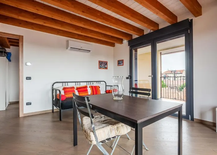 Amazing Flat With A View And Terrace On Navigli By Easylife