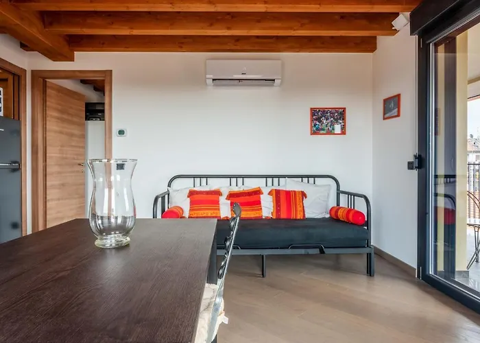 Amazing Flat With A View And Terrace On Navigli By Easylife